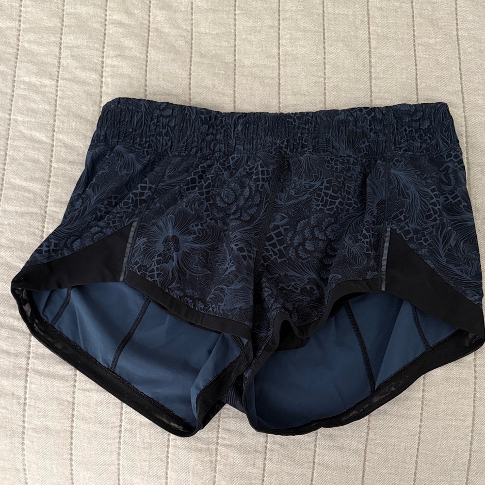 Women's Black/Navy Lululemon - floral pattern